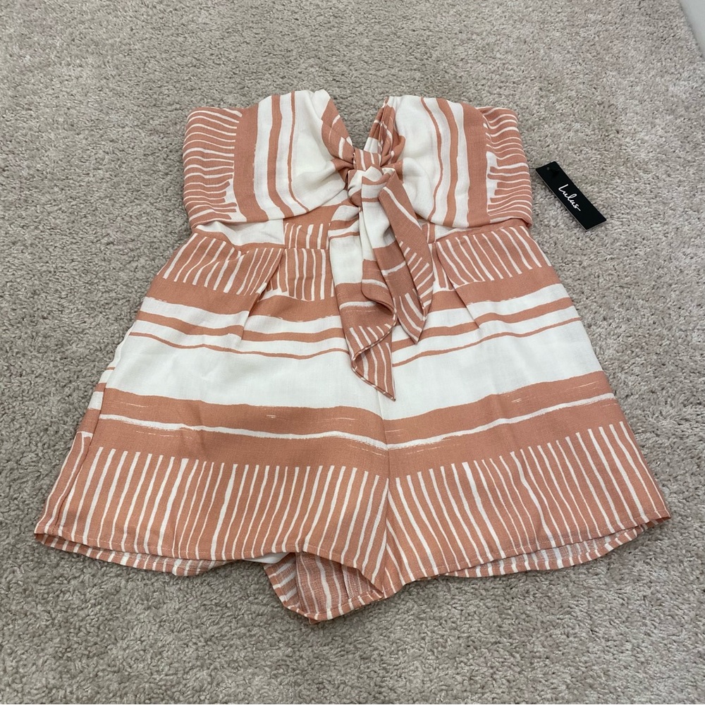 LULUs Pink and White romper NWTs